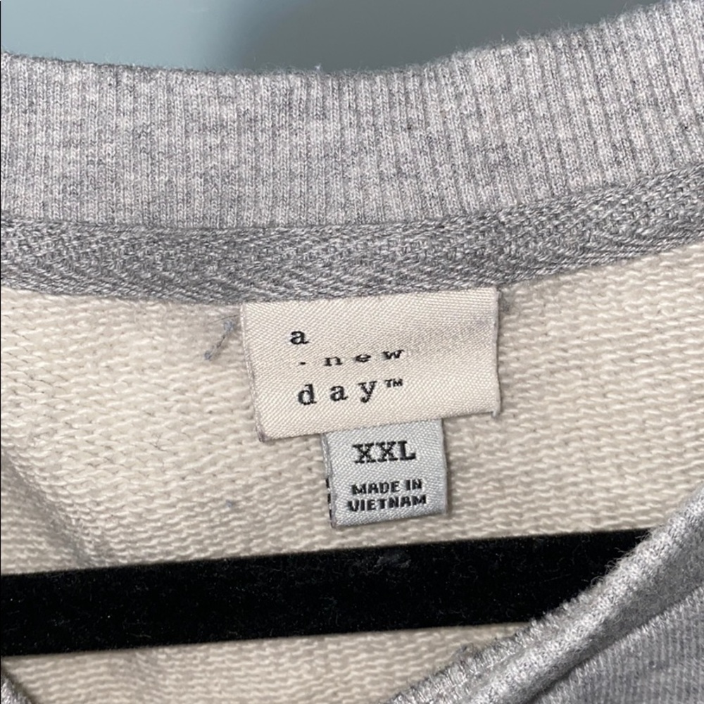 Grey Sweater - Picture 3 of 3